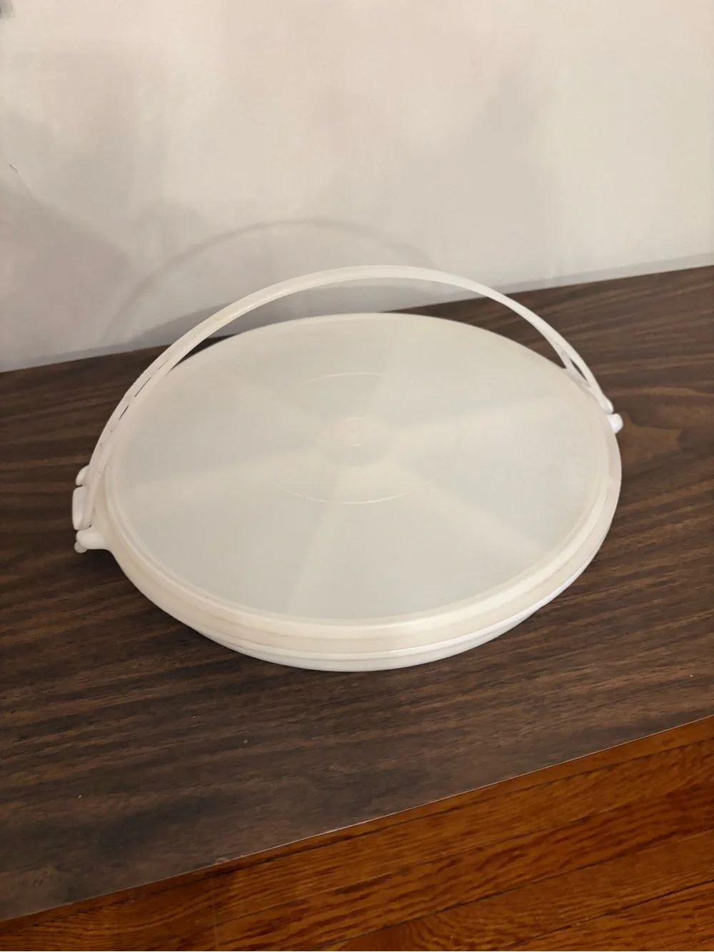 Tupperware Vintage Party Susan White Round Serving Tray with lid and handle.